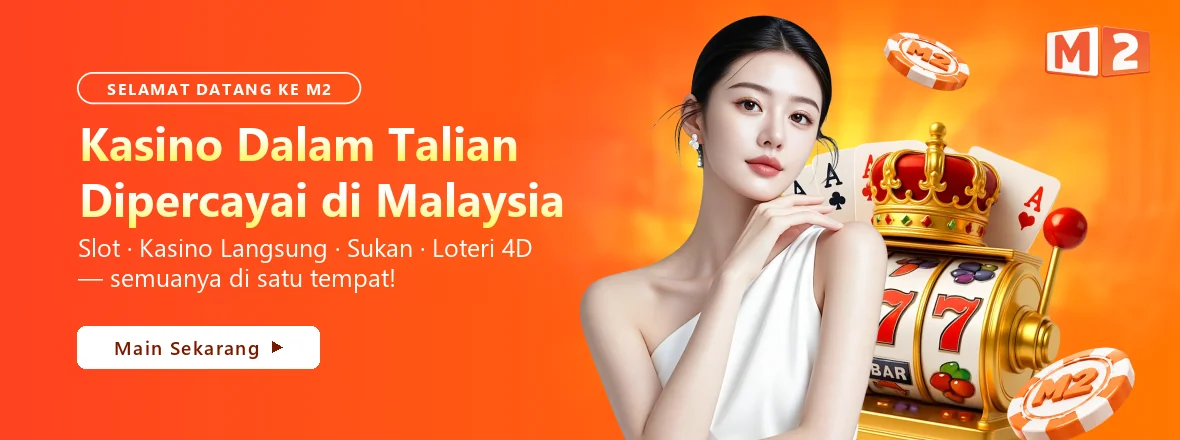 Wanita memegang kad terup di sebelah mesin slot bermahkota, pada sepanduk selamat datang ke M2